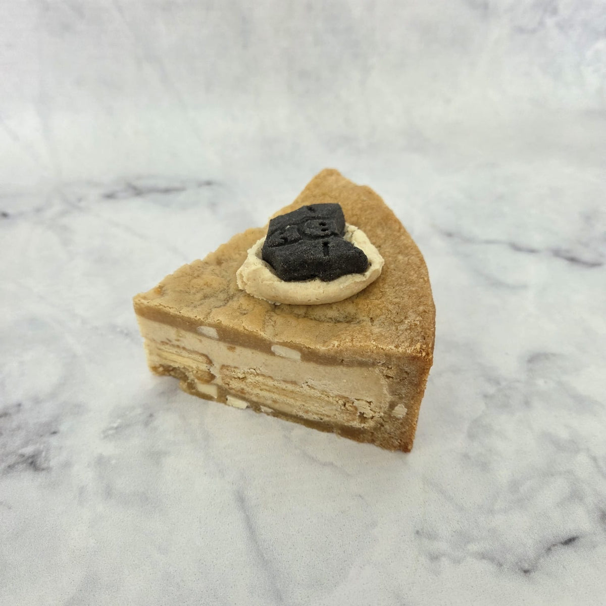 Custard Cream 'Bat' Cookie Pie