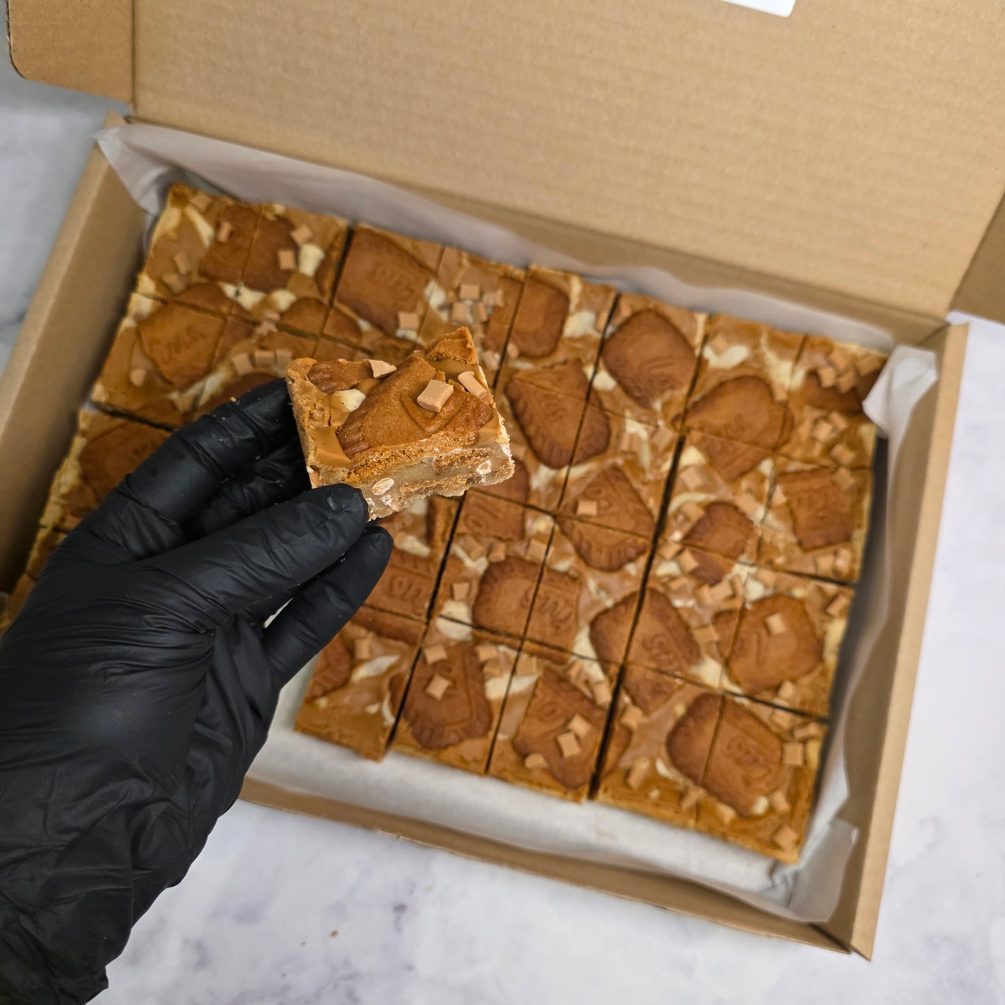 Biscoff Blondie Traybake