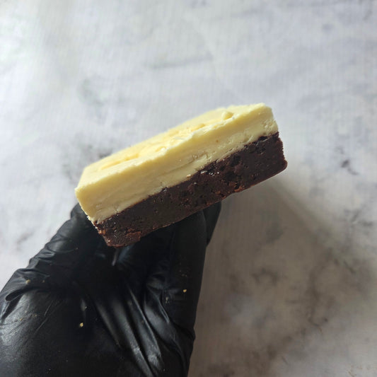 Milky Bar Brownie (New Larger Size)
