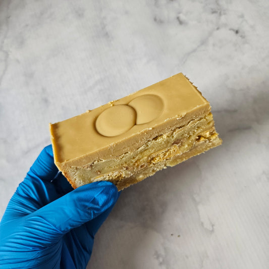 Gold Bar Blondie Brookie