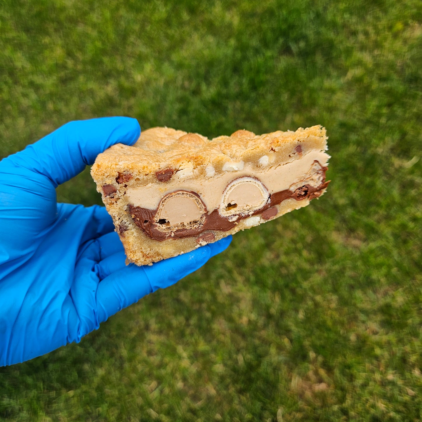 Kinder Bueno Cookie Pie