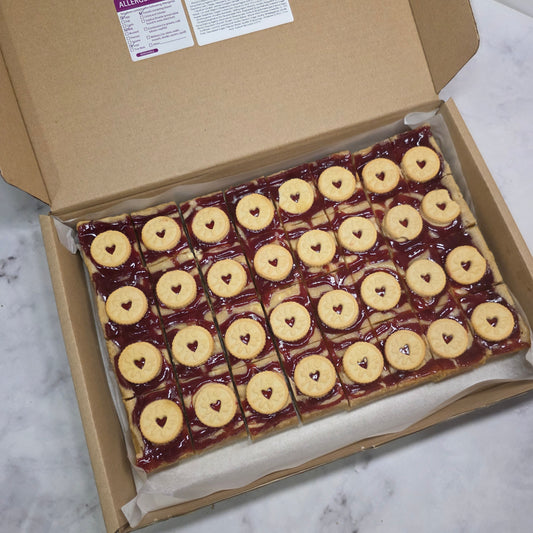 Jammy Dodger Blondie Traybake